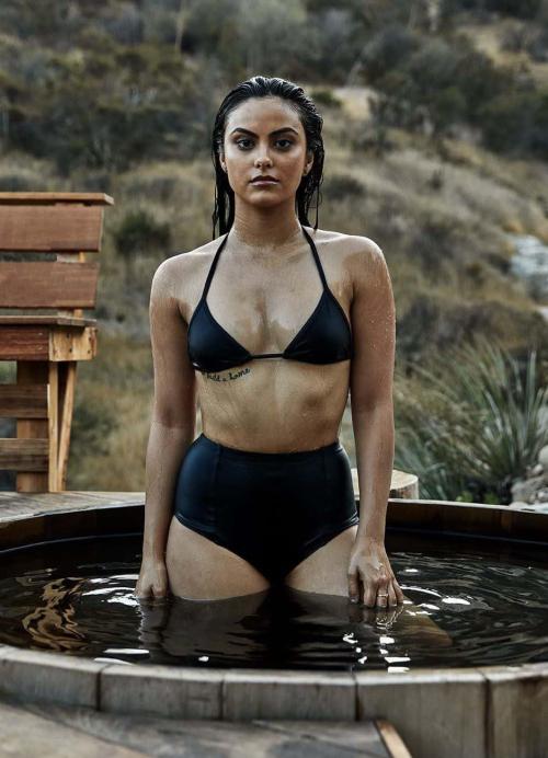 Camila Mendes