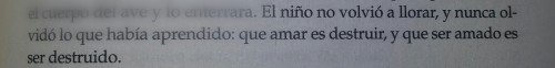 buenoslectores:  “Cazadores de sombras: ciudad de hueso” de Cassandra Clare.