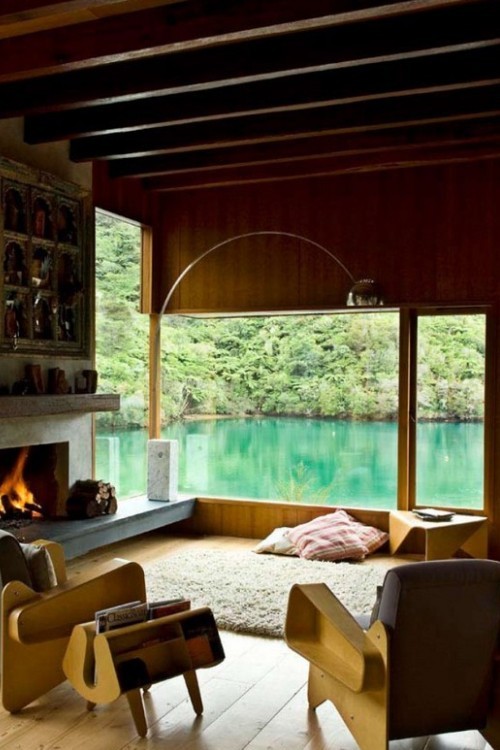 nonconcept:  Cozy &amp; picturesque home built on a small bay by Pete Bossley