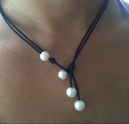 Leather pearl necklace #jewelry #handmade #style #necklace #leather #pearls #giftideas #giftforher #