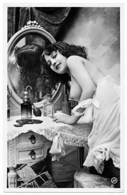 mysweetelizabeth:  Vintage risqué postcard