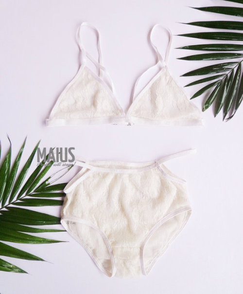 inlovewithburlesquelingerie: Maius Lingerie