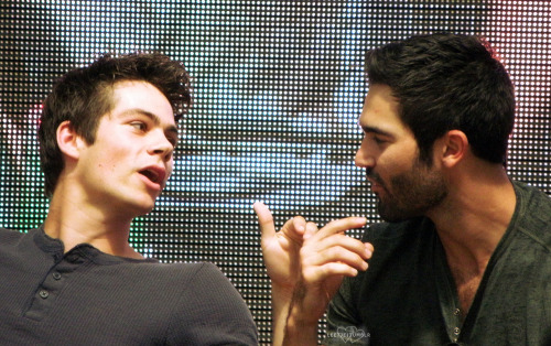 leetje: Gonna celebrate Hobrien Week 2015 by sharing some of my Alpha Con pics, click for bigger ;)