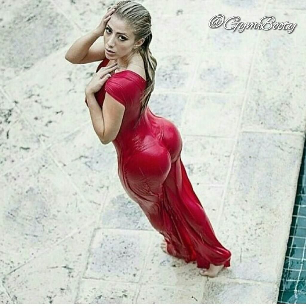 gymbooty:  Still one of the greatest booty photos ever!  @valeria_orsini  Tag a friend…
