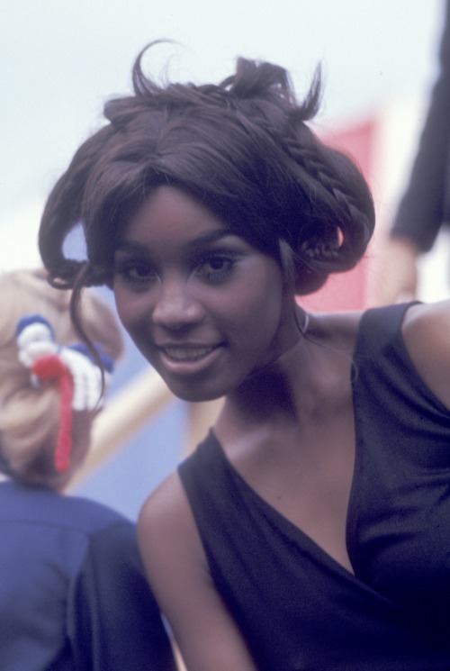 angelabassetts:Teresa Graves (1948-2002) was the first Black actress to star in her own hour-long &n