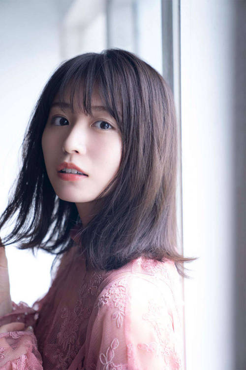 46pic: Neru Nagahama Official Website