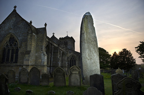 dearoldblighty:rudston monolith ▴ rudston, east riding of yorkshire, englandthe gritsone structure, 