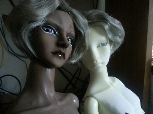 myrretah: The twins together. Mercury still needs work. I just wanted to post something bjd related.