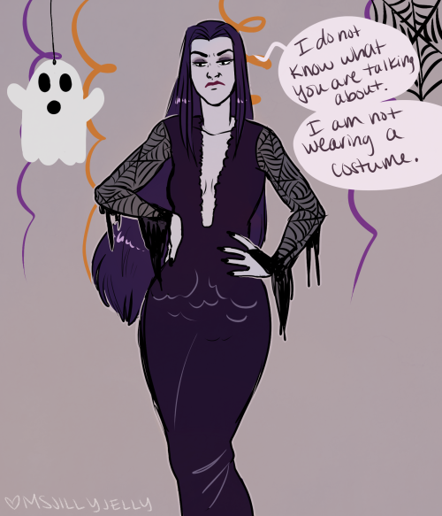 msjillyjelly:  Amélie didn’t even know it was a Halloween costume party, she just showed up for the free food.    