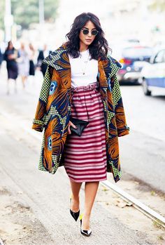 Bold outfit with printed paperbag waist skirt, white tee, and printed car coat // #streetstyle