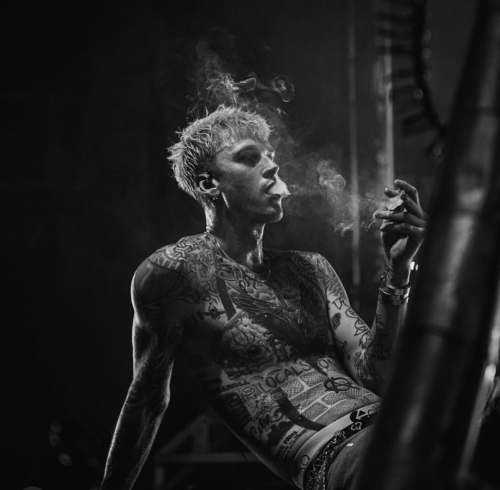 Imagine Chilling And Smoking With Him Backstage After A Show When He's Coming Down From His High And