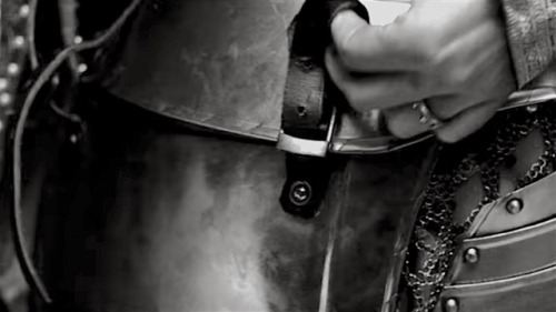 andrewgarfielld: A war that won’t be won on the battlefield. The White Queen (2013)