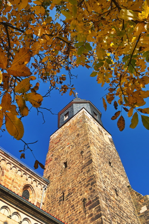 Rising high.Tower of Thalbürgel church, 2017.
