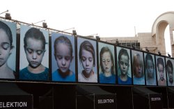 javnost:  Gottfried Helnwein, The Child,