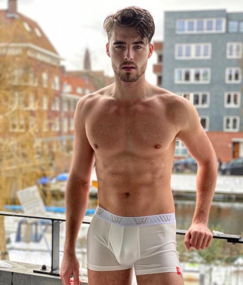 Tim Wagemakers | Dutch reality contestant[c] InstagramSee more on DutchMaleCelebs on Blogger! #Tim Wagemakers #Dutch reality contestant #dutchmalecelebs
