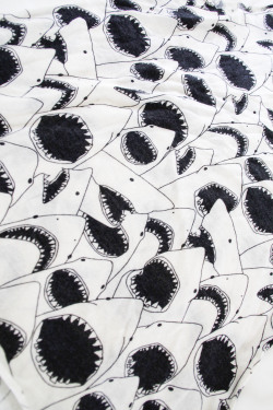 pumpkinicedcoffee:  can i get a whole wardrobe with in this print? 