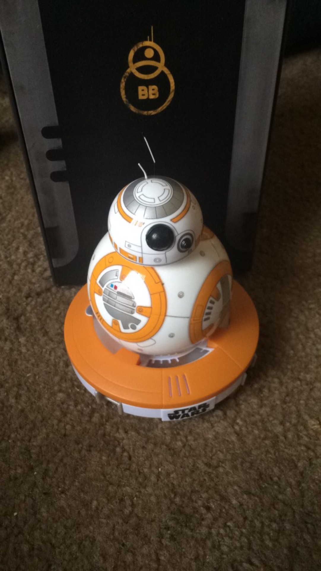 poesexual-finn:  GIVEAWAY Hey guys! This past Christmas I received two of these bb-8