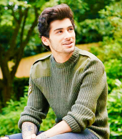 srslycris:  Zayn’s Birthday is January 12, so we only have two weeks to meet our charity goal of บ,000 to donate in honor of Zayn’s 22nd birthday for The British Asian Trust.  We’re 40% there now, and it would be great if we could beat it this