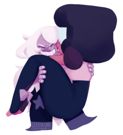 weirdlyprecious:Amethyst holding Garnet!✨