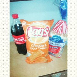 Clary18:  Snacks For Today!:3 Ky Dli Mn Pwd Ang Patient Kami Lang Mo Eat..heheh..thank