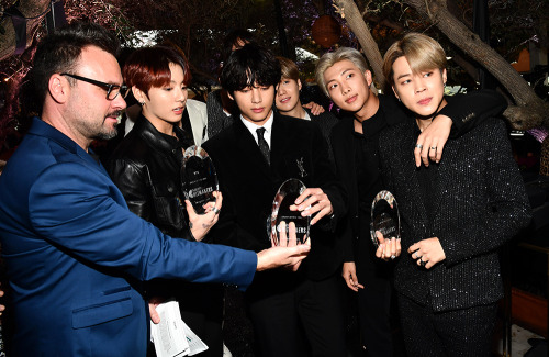 bangtan:Award winners | @BTS_twt @LilNasX #HITMAKERS