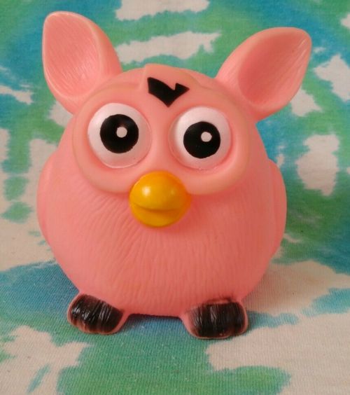 furby-junkie:Pics of a rare bootleg squeaky toy on eBaySource