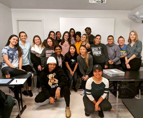 Spend 2.5 hours today teaching to, and engaging with this amazing group of @liubrooklyn/@liu_s.o.t.a students. Thanks souch to Prof. @stacilynsilvers for inviting me back again!

We spoke about some many issues, but mostly I was inspired by how engaged these future therapists were. They really will do amazing work helping the LGBTQ community, Hasidic community, and all its intersections ❤ (at LIU Brooklyn)
https://www.instagram.com/p/B8__LGRlFMs/?igshid=1f5rdqevwcaf3 