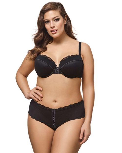 Porn photo lingerie-plus:  Ashley Graham Dreamer Showstopper