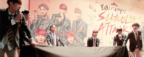 silencesneeze:  &ldquo;and for our final trick, we shall make Jongin dissapear!”