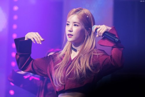 Chorong (A Pink) - BugsTV Special Live Concert &lsquo;Thank You 2016&rsquo;  Pics