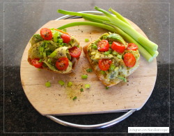 thandieatsvegan:  Ciabatta topped with avocado,