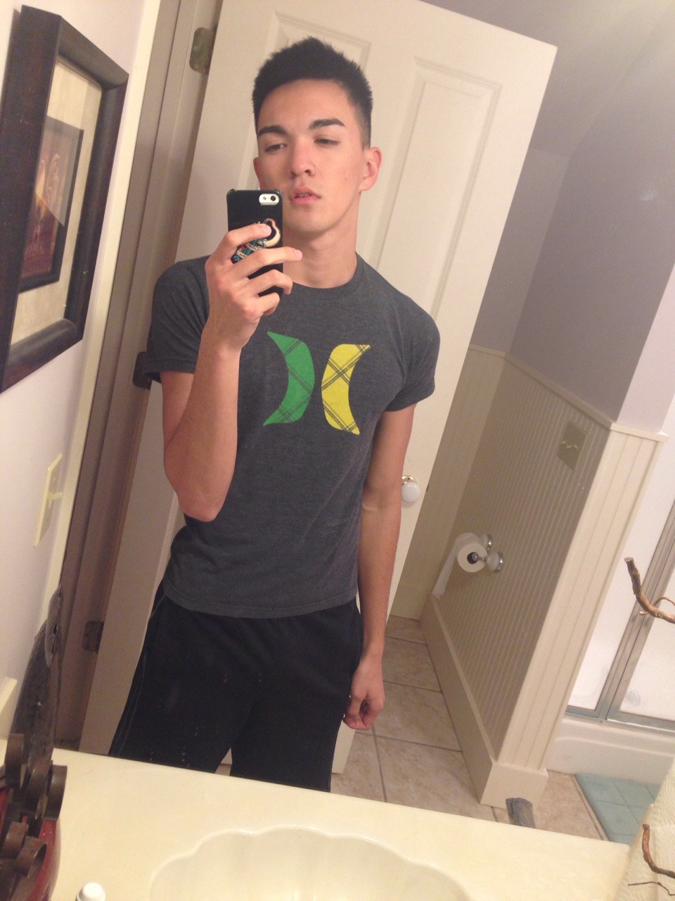 asscop:about to play more destiny