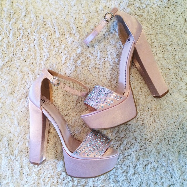 nadiaaboulhosn:  Is it Summer yet? My pretty pink satin platforms from @shoedazzle.