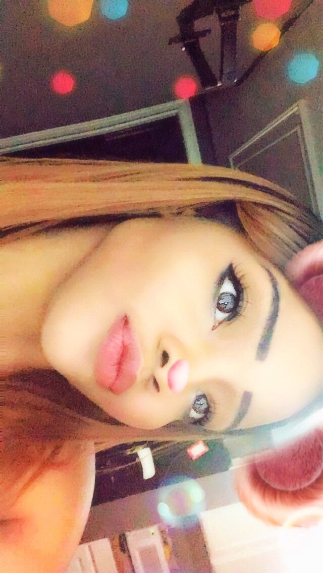 nativeprincesa:  Random fact: my favorite anime is “one punch man “🌞🌞