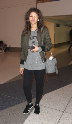 celebritiesofcolor:  Zendaya Coleman at LAX