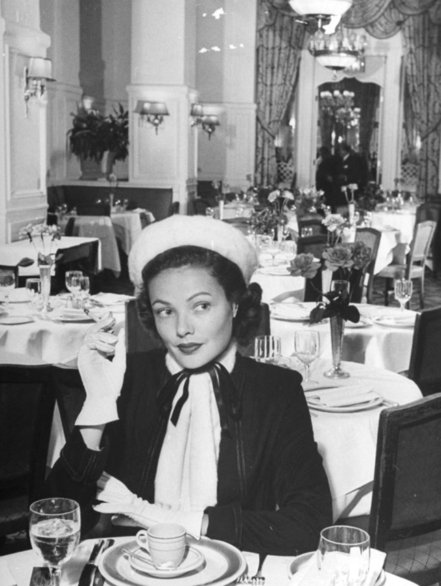 janiewyman:  Gene Tierney, 1947 
