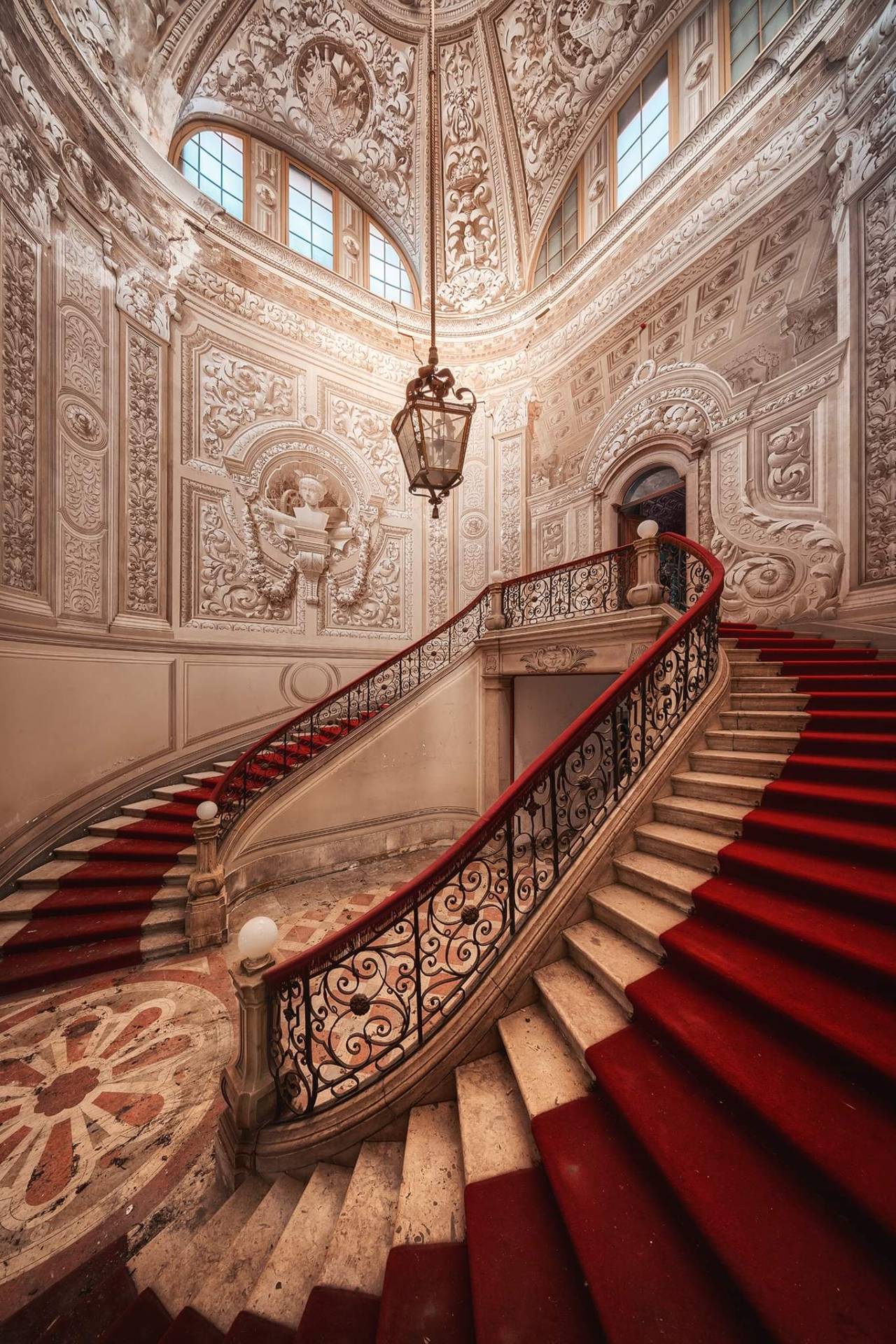 Matthias Haker Photography #art#photography#abandoned#abandoned mansion#urbex supreme#urbex explorer#urbexdecay#grand staircase#stairs#stairway#stairwell#staircase#matthias haker#urban exploration#urbex#europe#urbexeurope