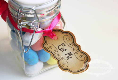 Alice in Wonderland tag by Anista Designs