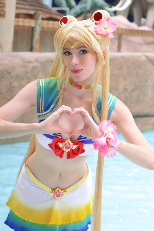 Pool shots of my Swimsuit Super Sailor Moon from ColossalCon 2019 Photographer: bookmin_photographyI