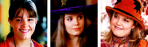 just-terrell:  dcomgifs:  halloweentown cast through the years.   Glad y'all didn’t include the fake Marnie