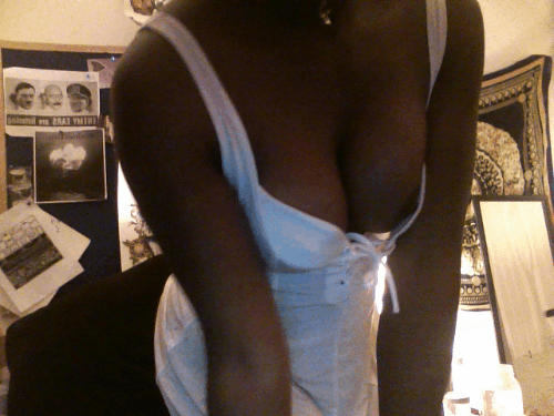 onlyloveisblackwomen:  source : http://blackbbygurl.tumblr.com/ 