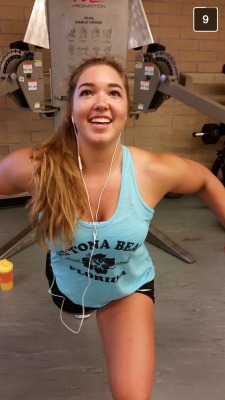 sunalwaysshining:My friend took this pic making fun of how I smiled all the time during cable work but jokes on her because my delt looked cool