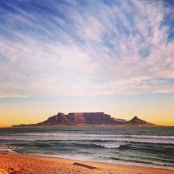 southafrica:  Good evening #CapeTown! #TableMountain