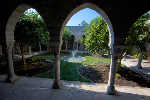 Glencairn&rsquo;s cloister late this afternoon.