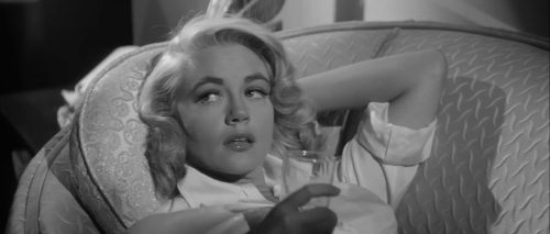 365filmsbyauroranocte:Dorothy Malone in The Tarnished Angels (Douglas Sirk, 1957) 