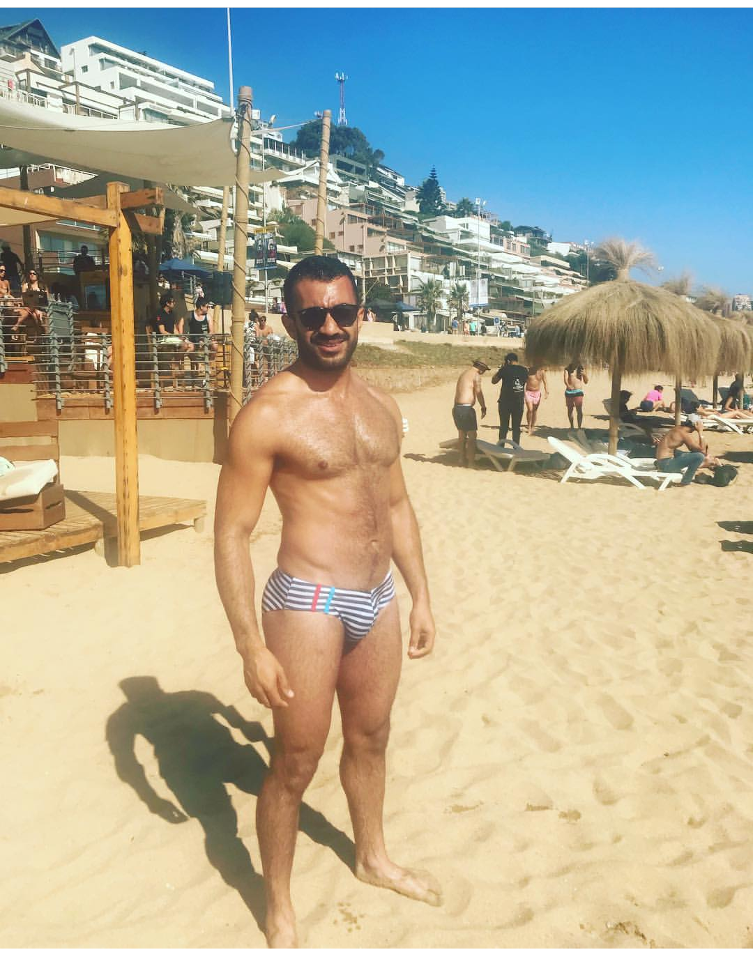 gayvina:  Rico macho porteño, Patricio Saldivar.