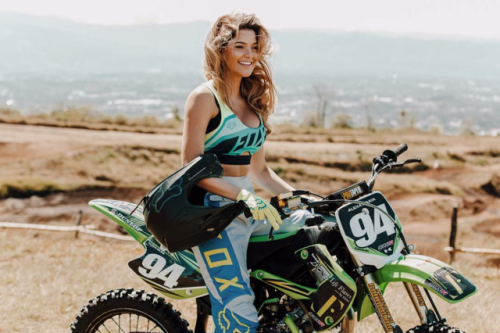 The beautiful Alexa Araya is double trouble  #motochick and #motomodel. What’s more badass tha