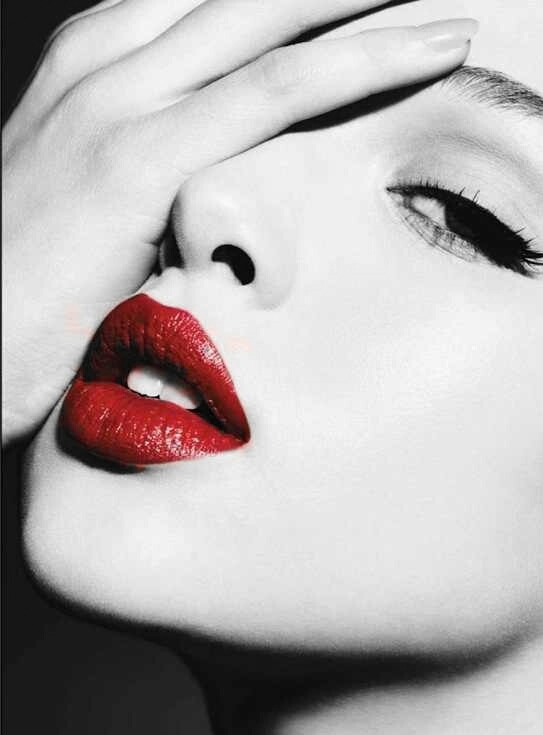 iheartlips:  sexysassycolor:  Red lips by me   Beauty &lt;3 &lt;3 &lt;3