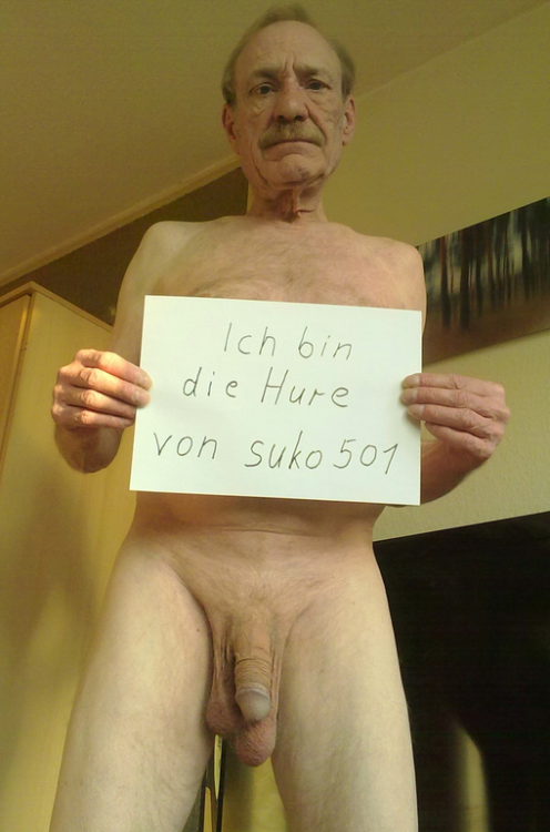 newtoarea:  suko501:Und wieder eine Ratte die sich zeigen will,mal sehen was die ratte drauf hat. love the sexy hangers