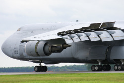 aguysmind:  planeshots:  Lockheed C-5M Galaxy.  “Check out the large slats and flaps as this C-5 completes its demo at Dover 2009, also take note of the updated engines on the new C-5M. 1200 pixels for more detail”  There are a few of these beasts